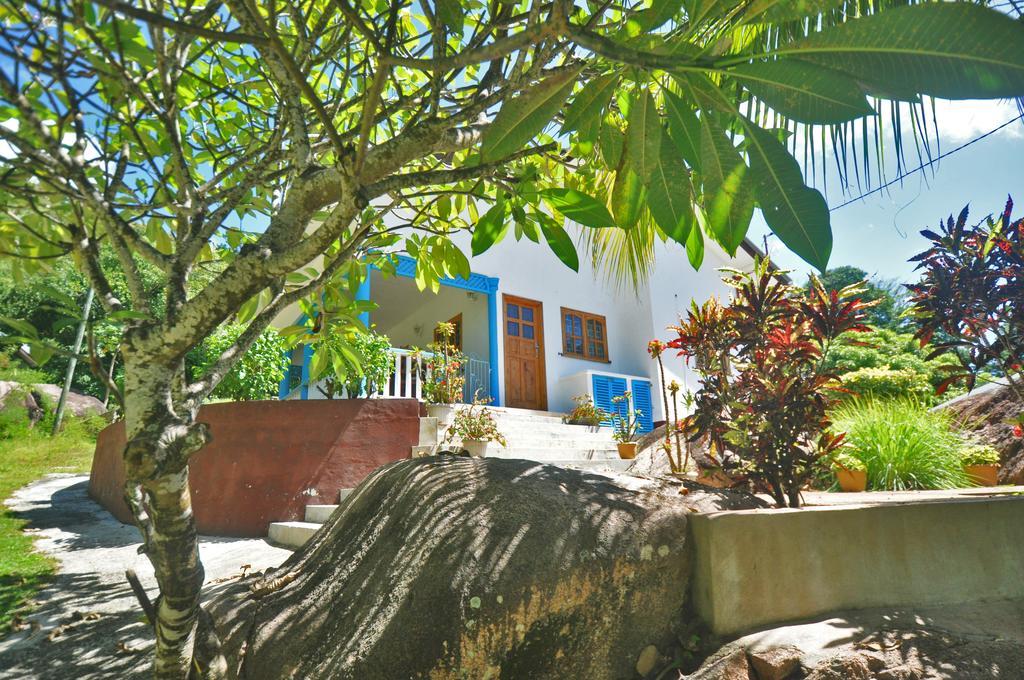 Acquario Guesthouse Anse Volbert Village Exterior foto